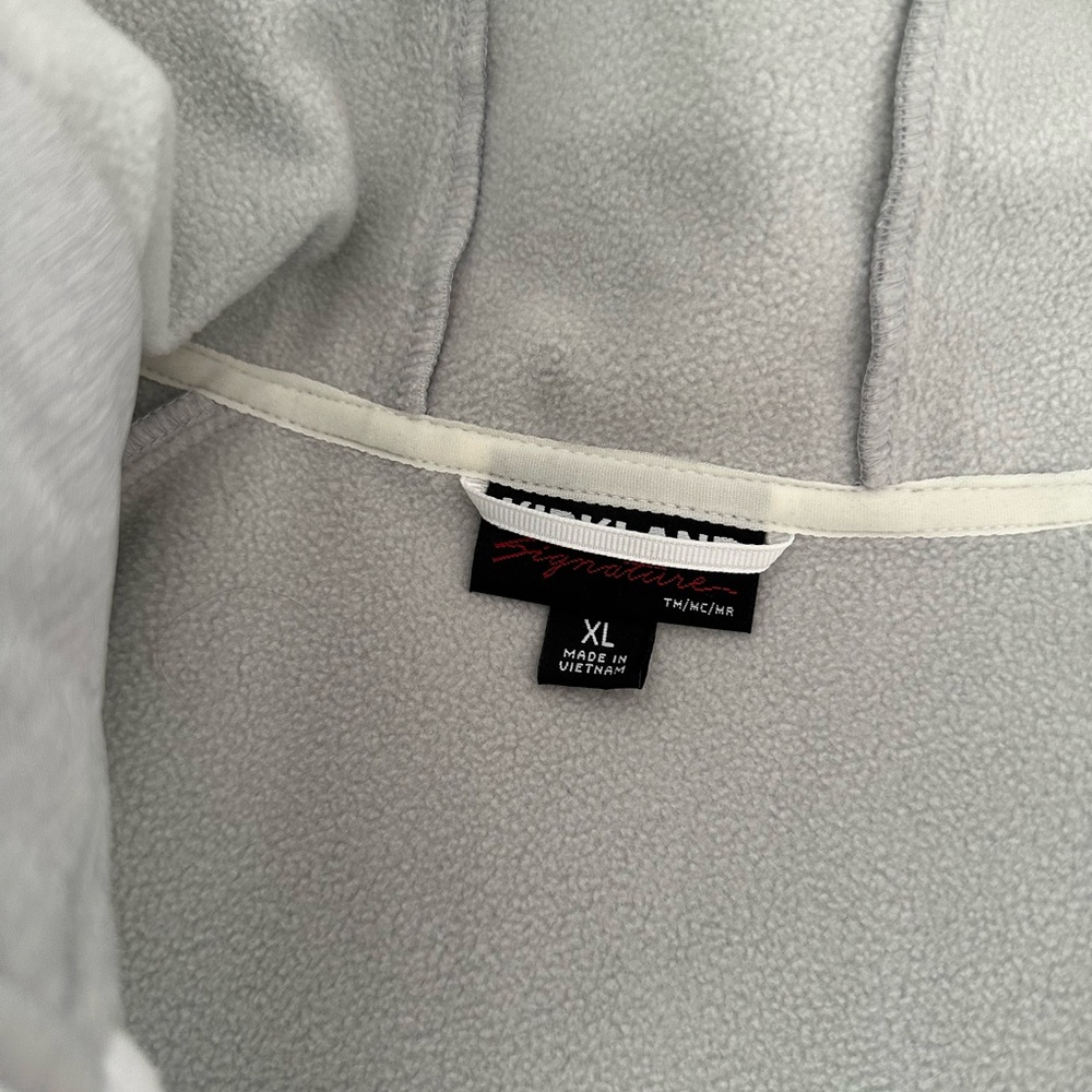 Jacket - Picture 3 of 3